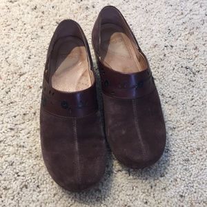 Dansko brown suede clog
